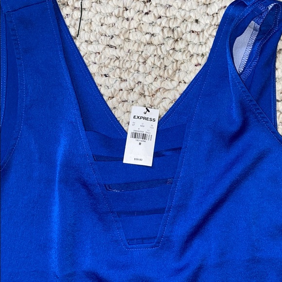 Express top - Picture 2 of 3